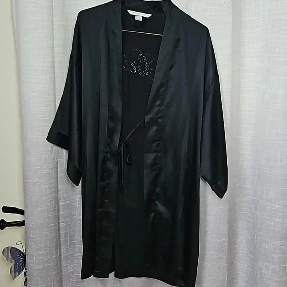 VS BRIDE ROBE - Picture 5 of 13